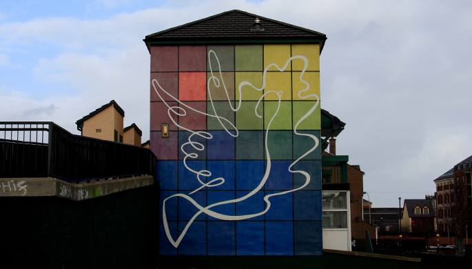 Derryn bakearen aldeko murala