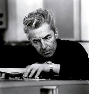 Herbert von Karajan orkestra zuzendaria 1989ko uztailaren 16an hil zen.