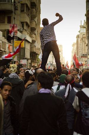 Iazko azaroan liskarrak Egipto osoan izan ziren. Irudian, protestak Alexandrian.