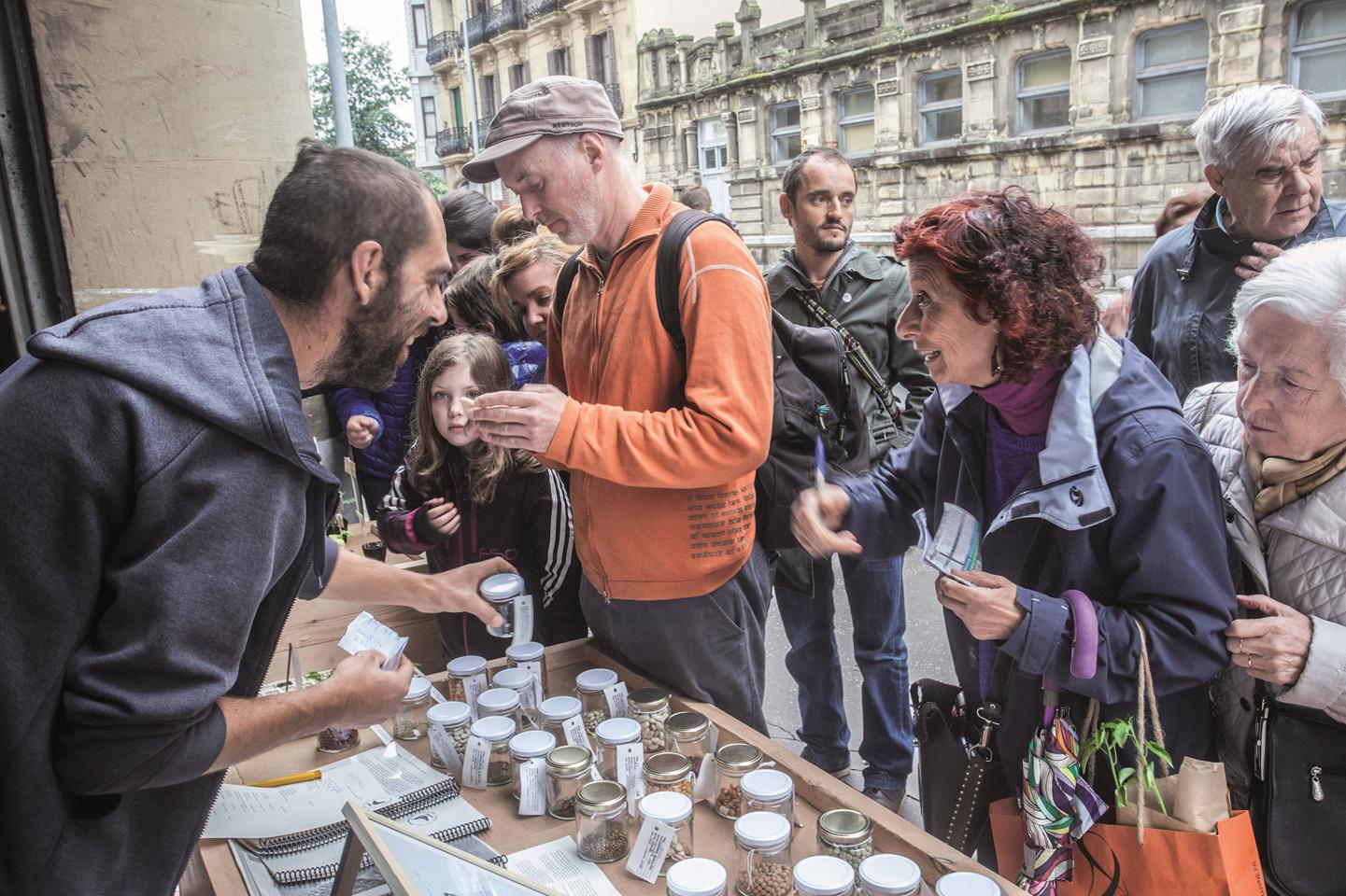 Marc Badal haziei buruzko informazioa ematen.