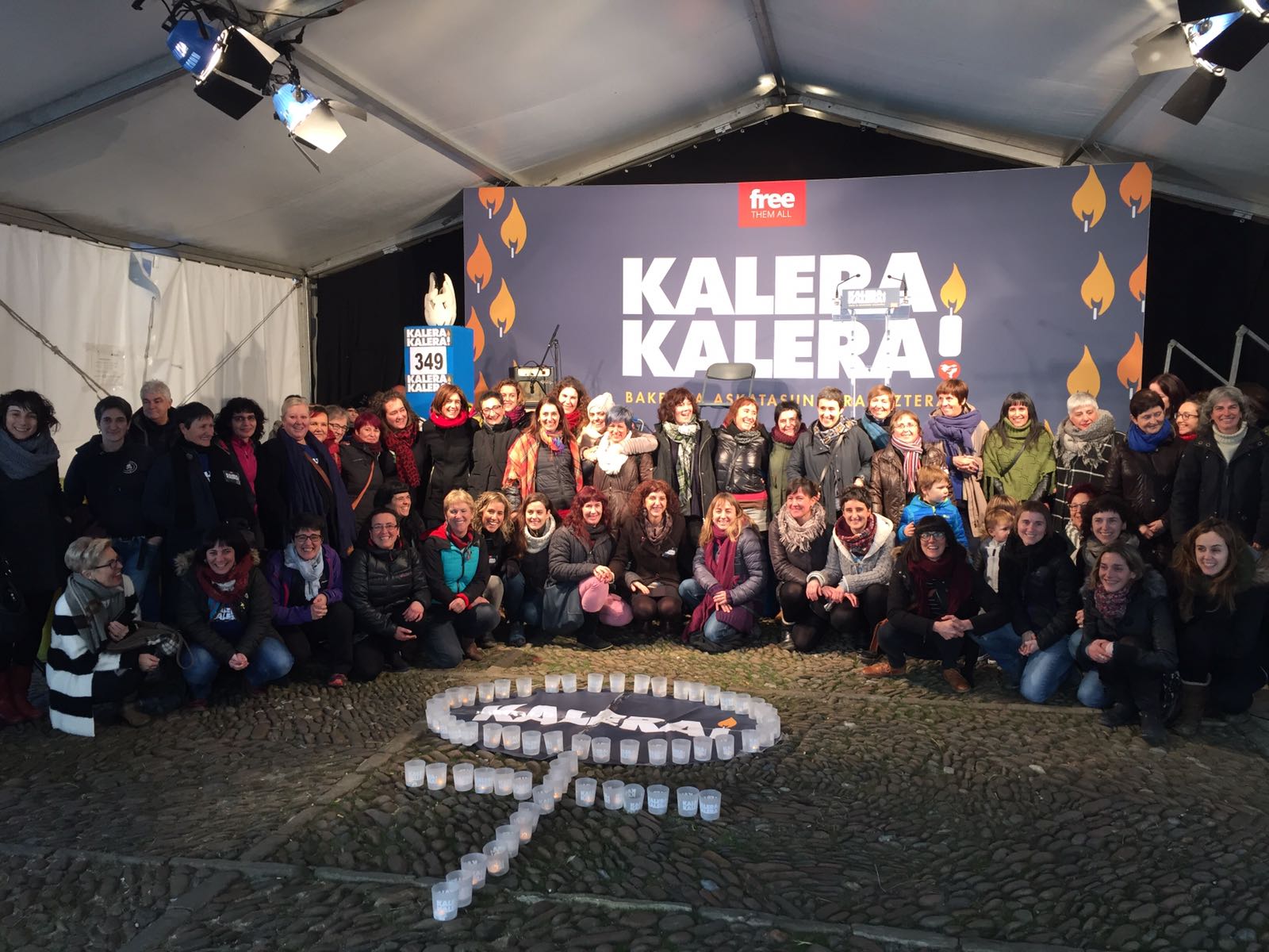 Abenduko azken egunetan aurkeztu zuten “Hemen gaude” manifestua kartzelatik pasatako bost belaunalditako 60 emakumek, Kalera Kalera dinamikaren barruan.