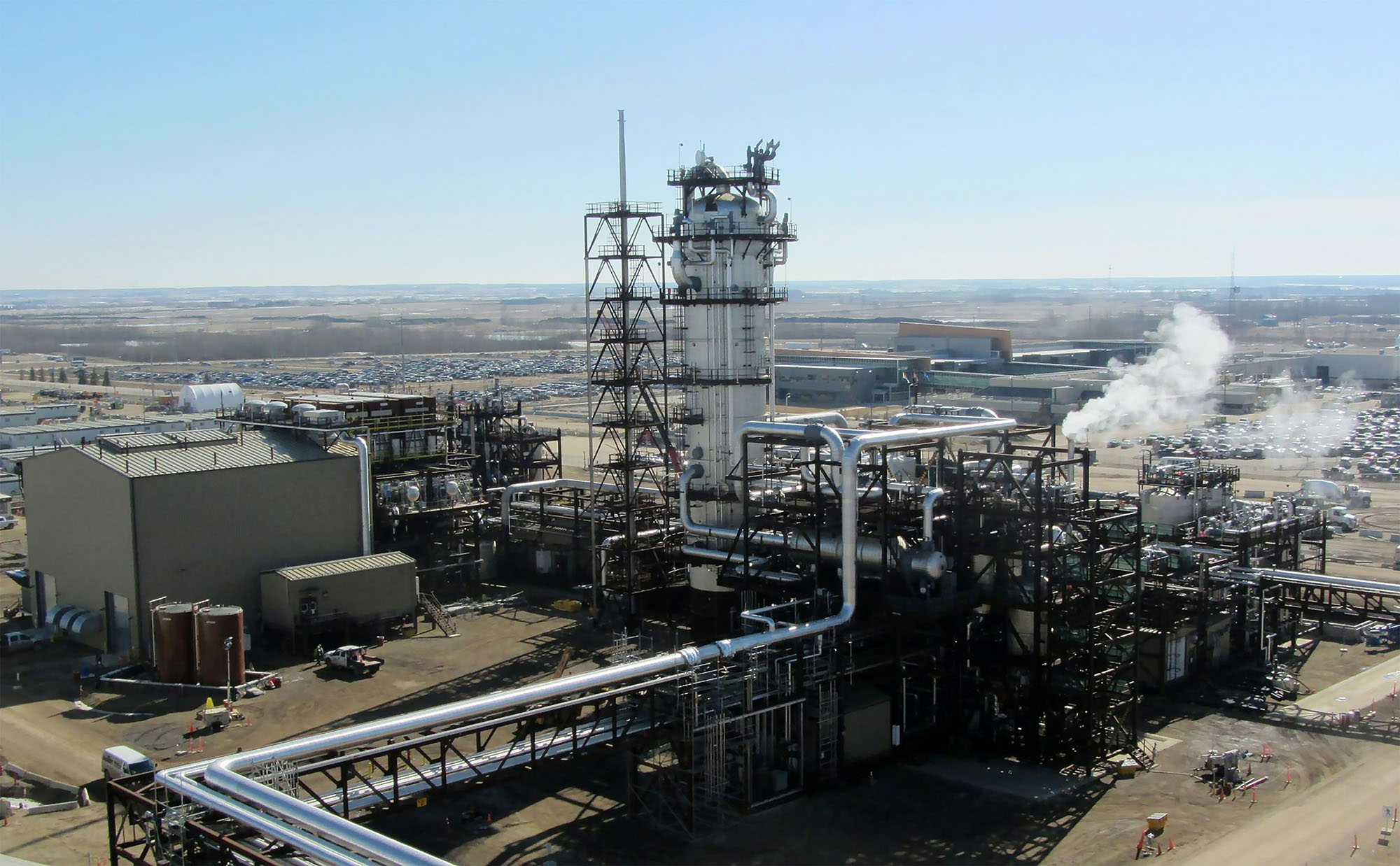 Kanada Alberta probintzian bioenergian oinarrituriko zentral elektrikoa. Ekoizpen horrek 